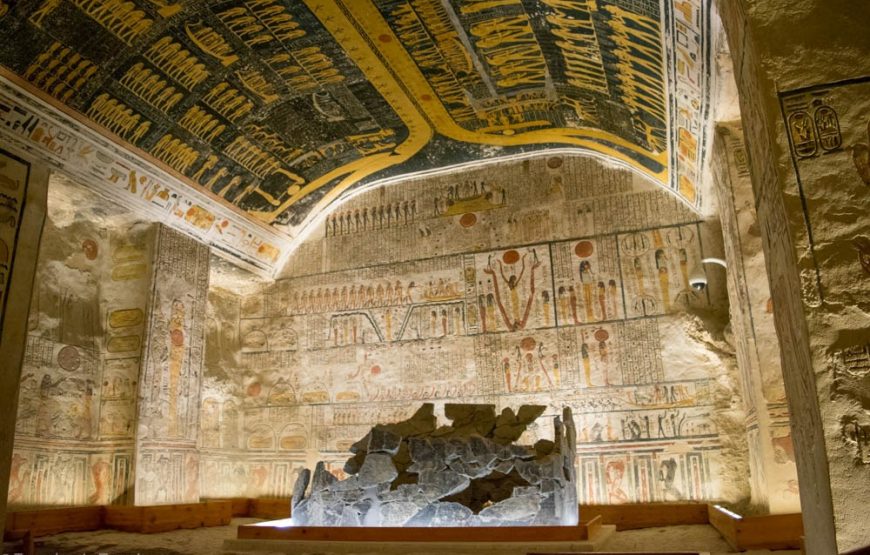 Luxor: Valley of the Kings and Hatshepsut Temple and Karnak temple